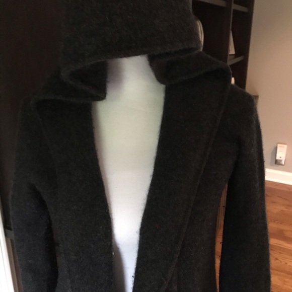 Tahari Sweaters - Cashmere cardigan hoodie beautiful